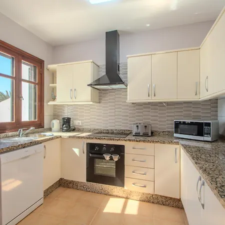 Mountain View Playa Blanca (Lanzarote)